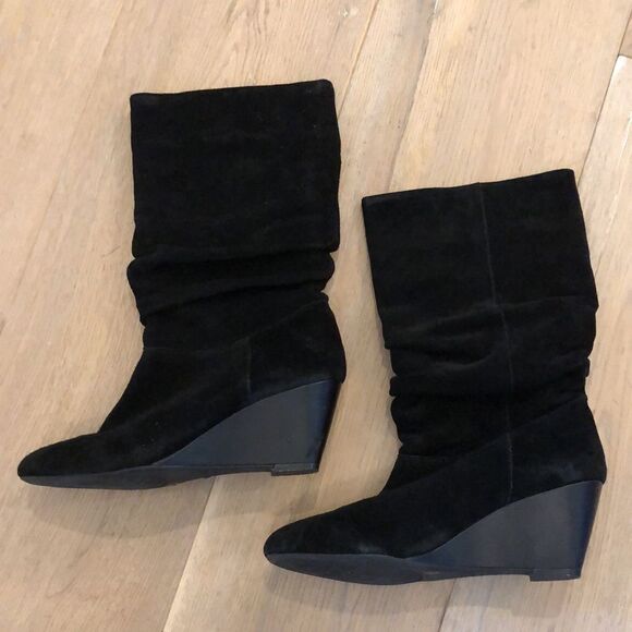 Alex Marie Women’s Half-Calf Black Suede Wedge Boot (6M) - Picture 2 of 5